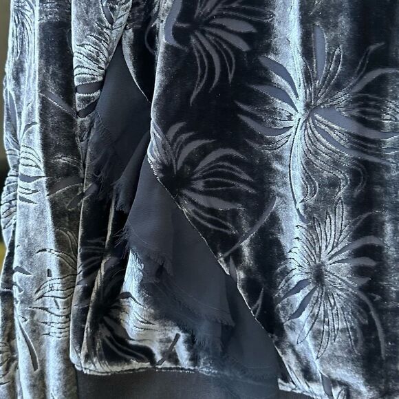 Olivia Palermo Chelsea Velvet Bomber Jacket - Picture 3 of 9